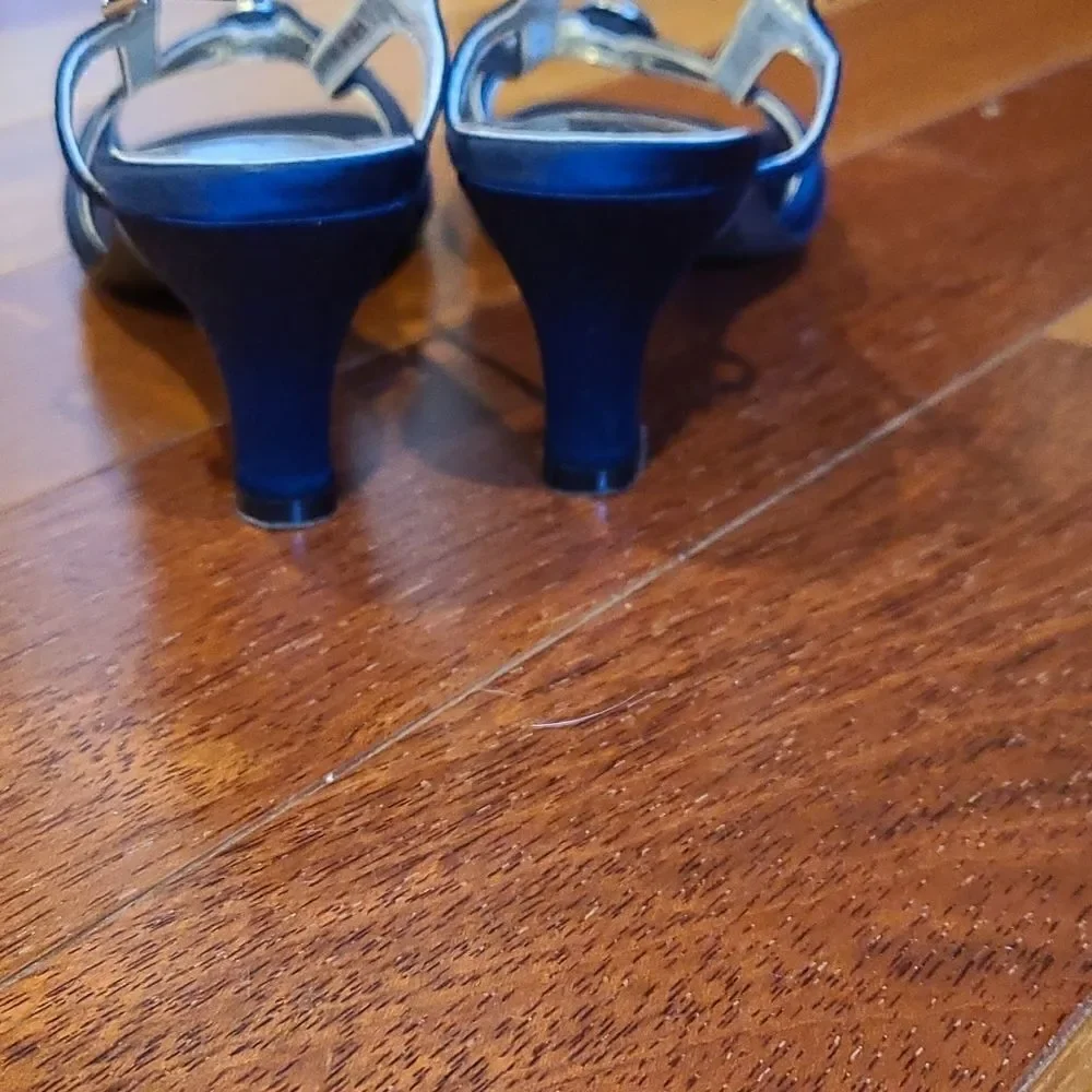 David tate womens heels size 4, only worn once‎
